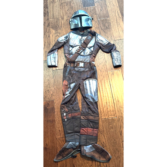 Star Wars Mandalorian Kids Costume Size M 8-10 padded jumpsuit & mask - Picture 1 of 5